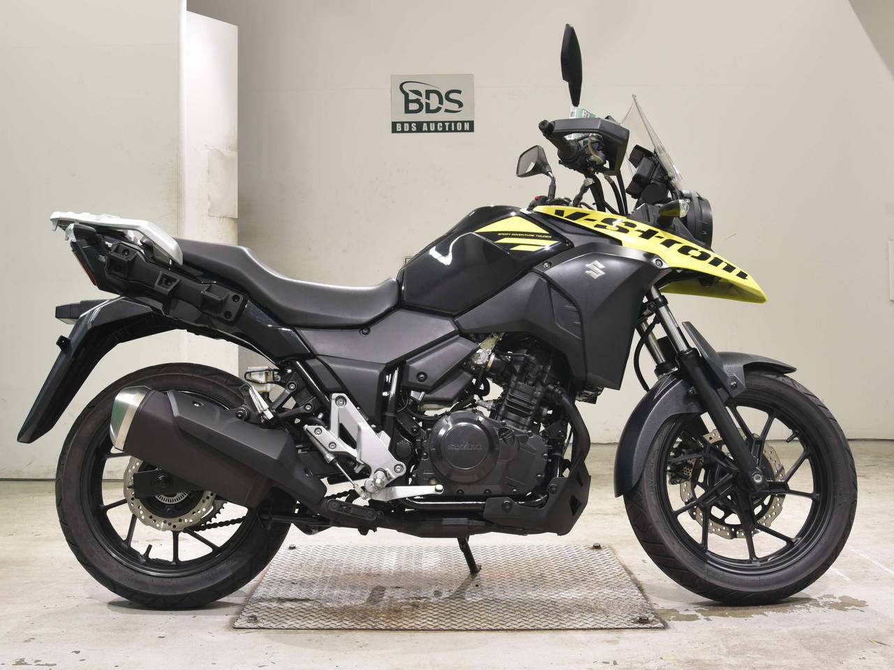 Suzuki V-STROM DL250A