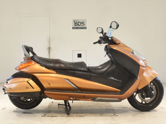 Suzuki GEMMA250