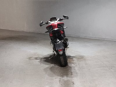 MV Agusta BRUTALE 800 — фото 4