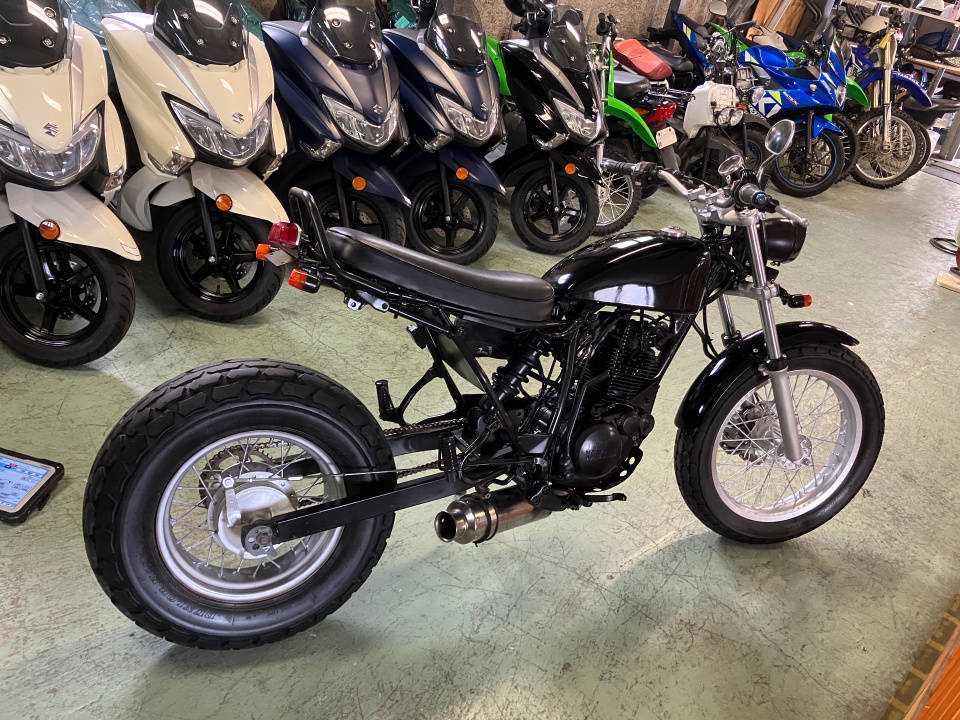 Yamaha TW225