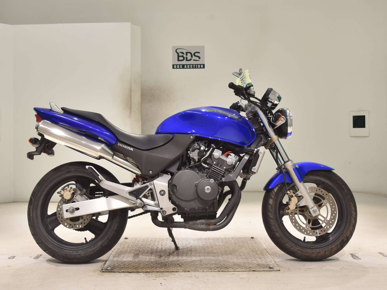Honda HORNET CB250F, right