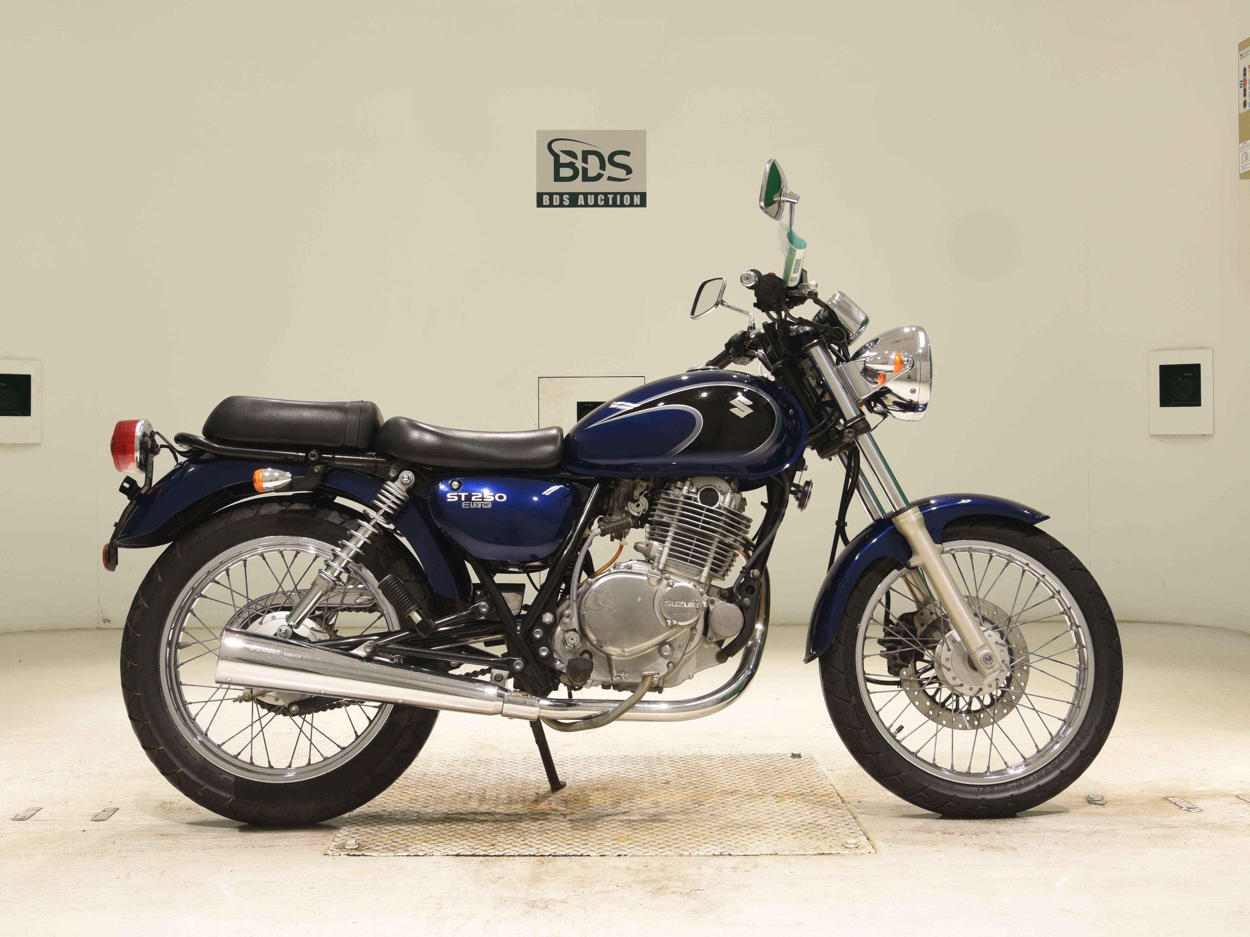 Suzuki ST250E
