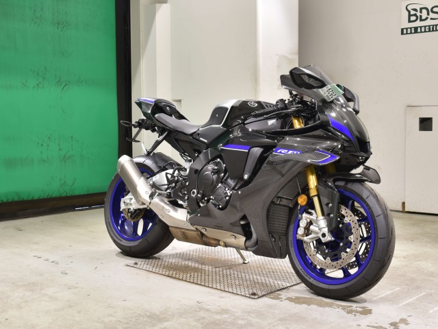 Yamaha YZF-R1M — фото 3