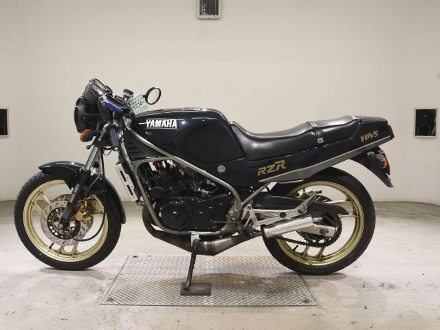 Yamaha RZ250R — фото 2
