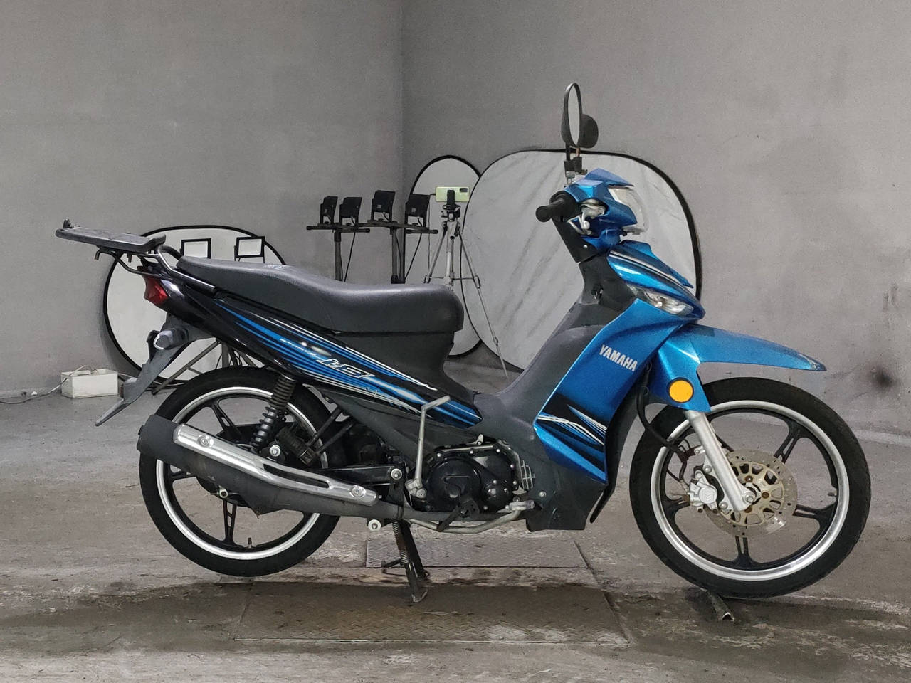 Yamaha I8 115