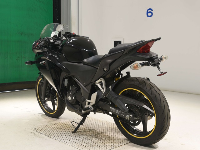 Honda CBR250RA — фото 6
