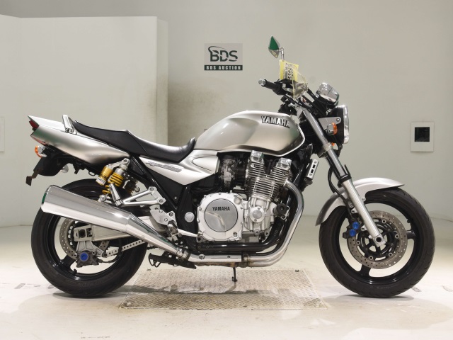 Yamaha XJR1300