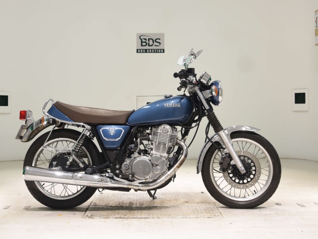 Yamaha SR 400