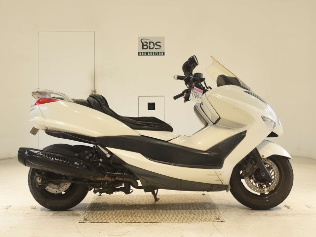 Yamaha MAJESTY250