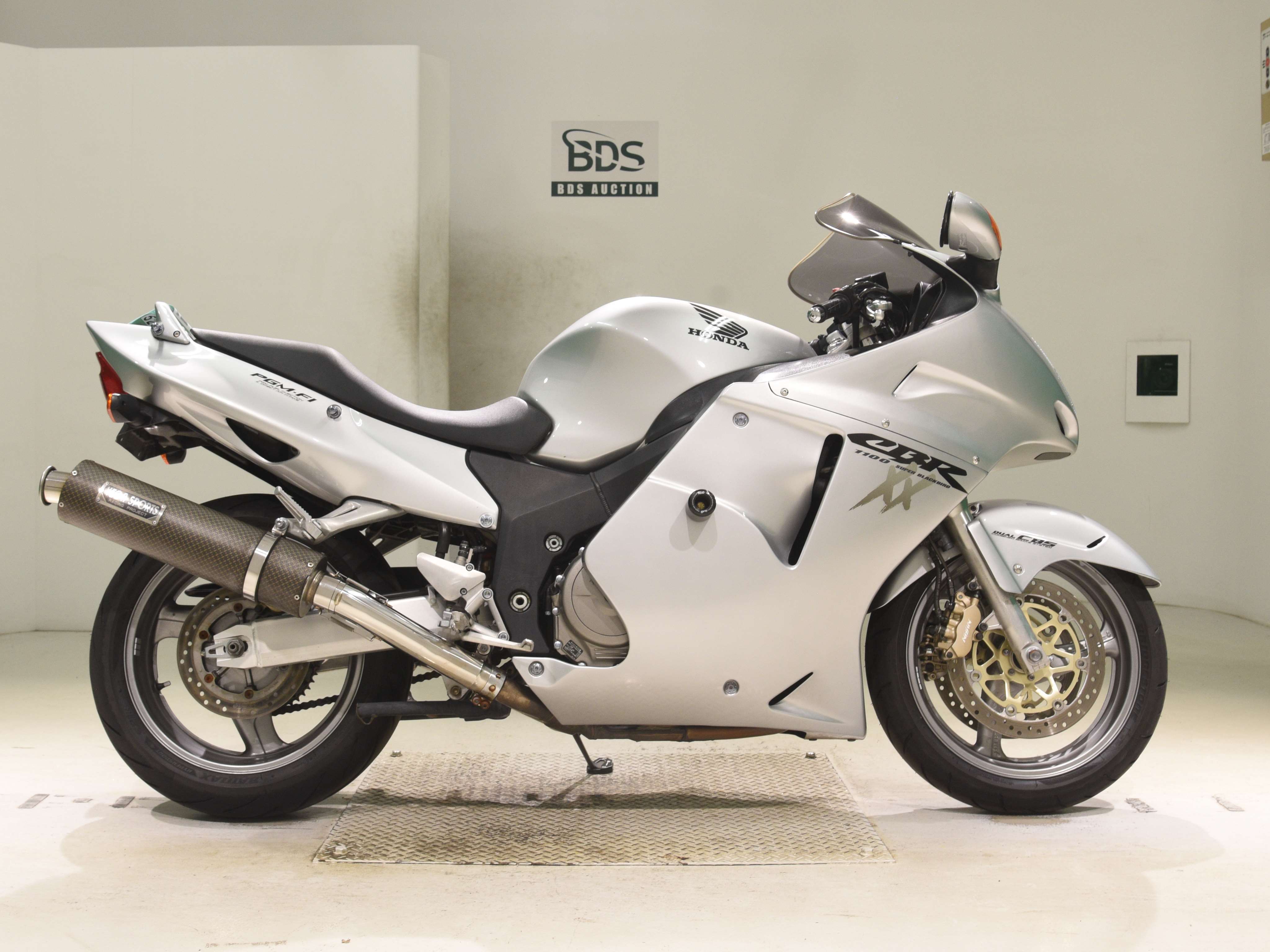Honda CBR1100XX BLACKBIRD