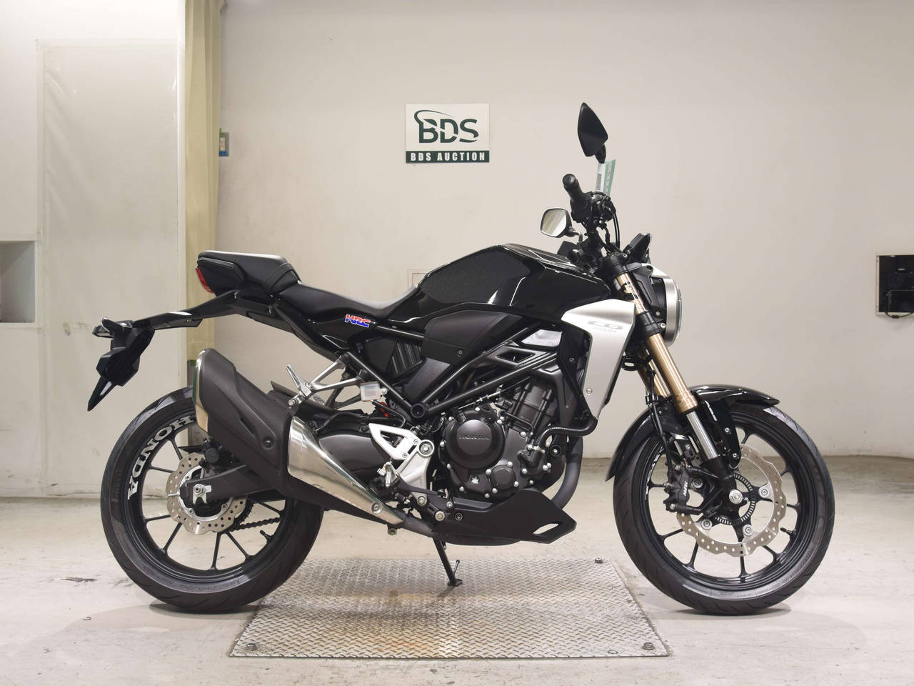 Honda CB250R