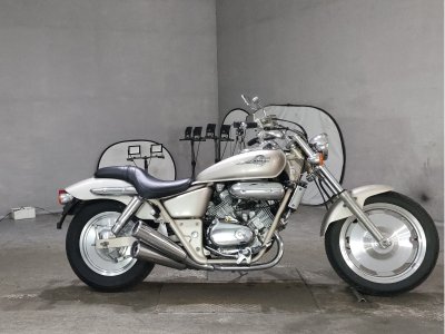 Honda MAGNA250