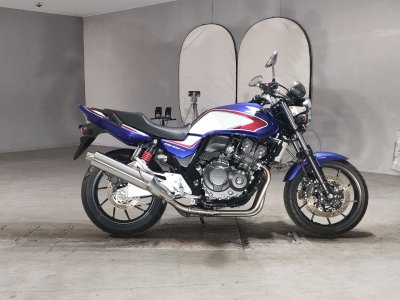 Honda CB400SFV
