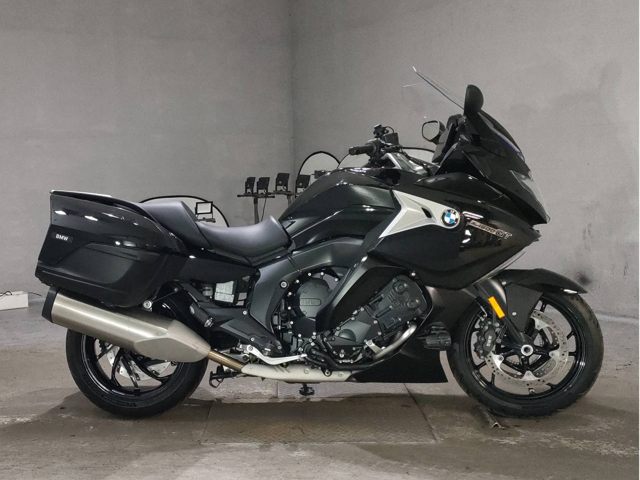 BMW K1600GT