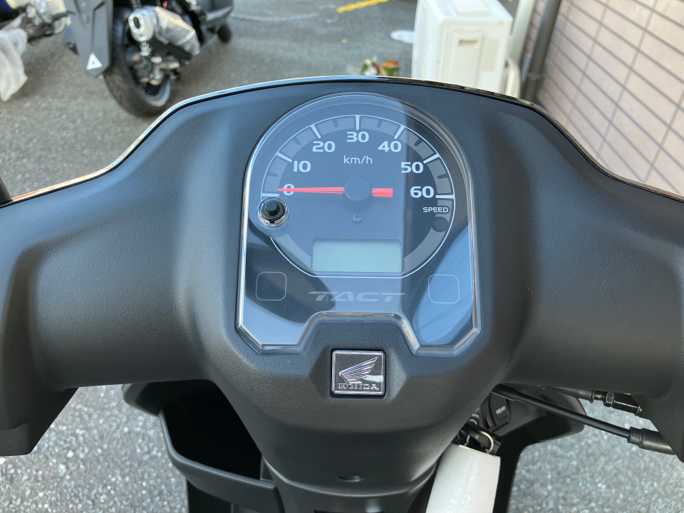 Honda TACT BASIC — фото 3