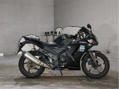 Honda CBR250R