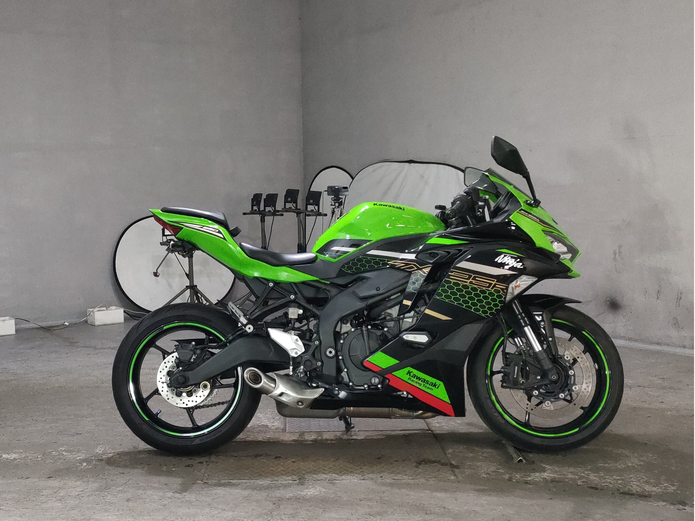 Kawasaki NINJA ZX-25R KRT
