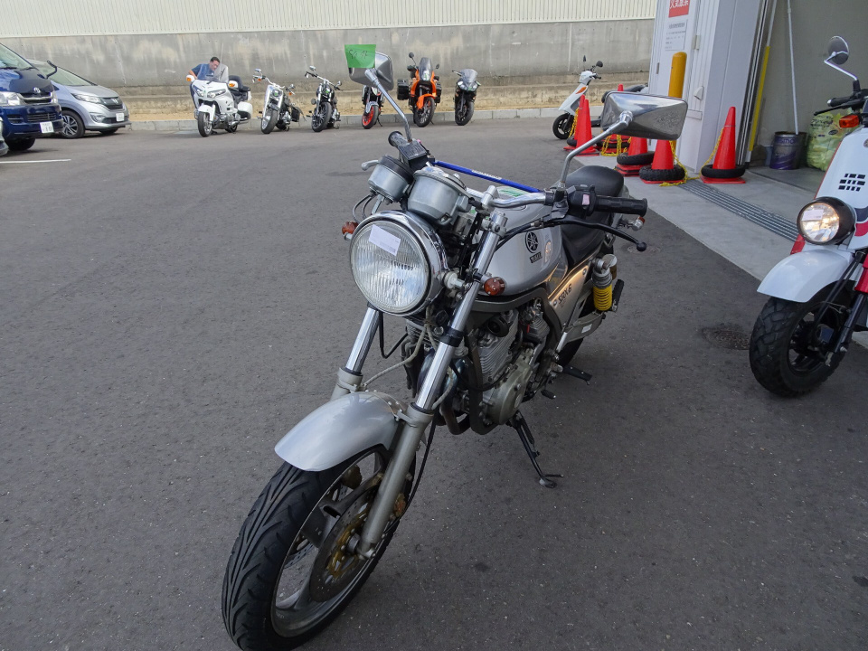 Yamaha SRX600 — фото 4