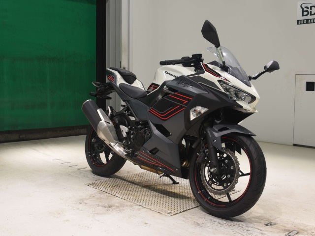 Kawasaki NINJA400 — фото 3