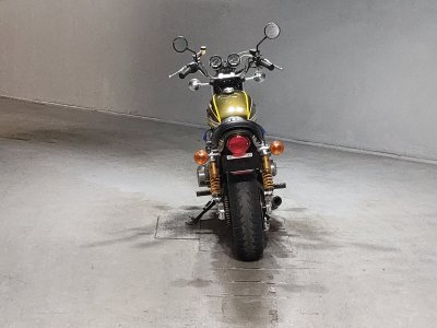 Kawasaki Z900 — фото 4