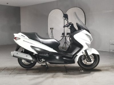 Suzuki BURGMAN 200