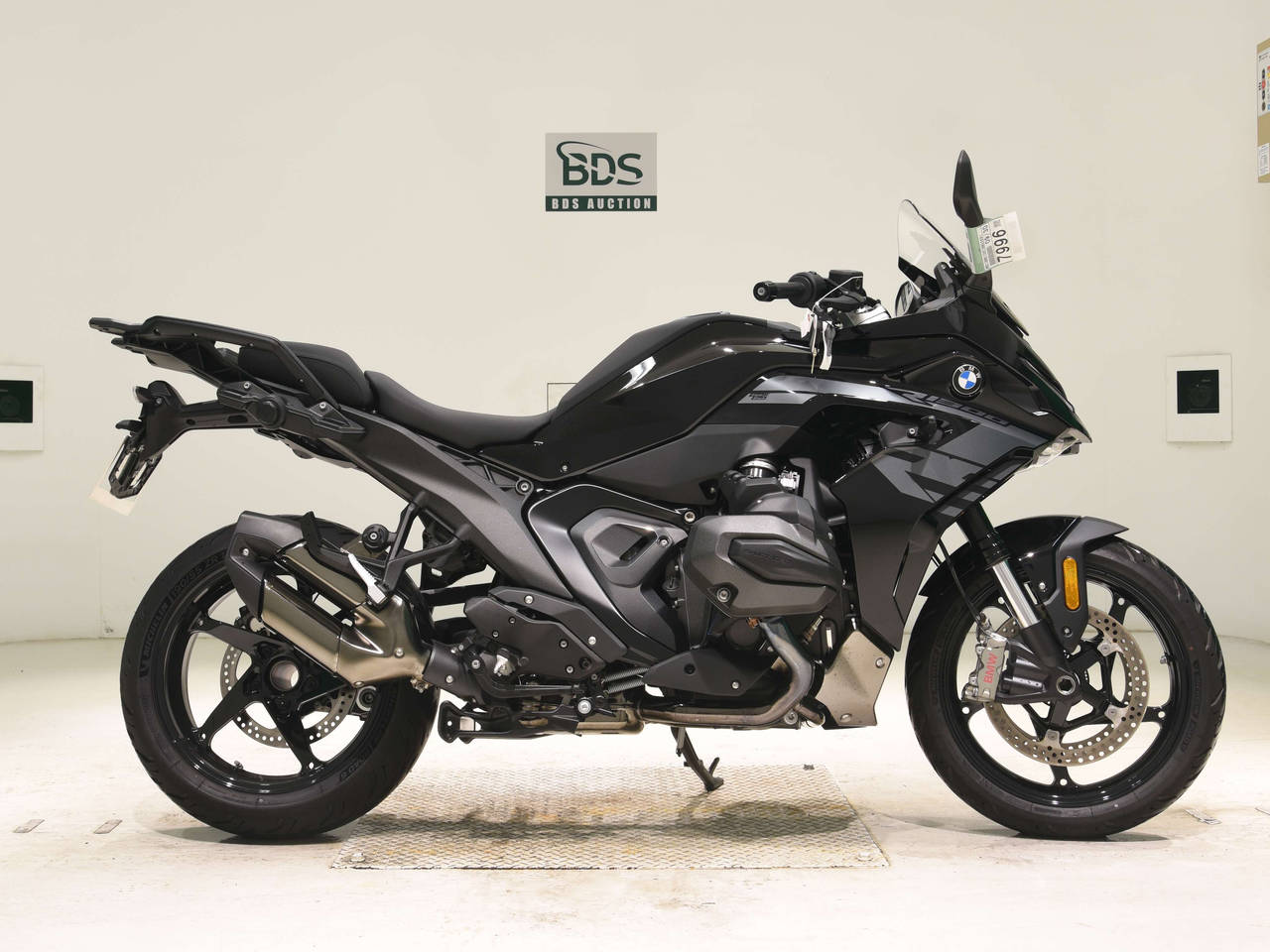 BMW R1300RS