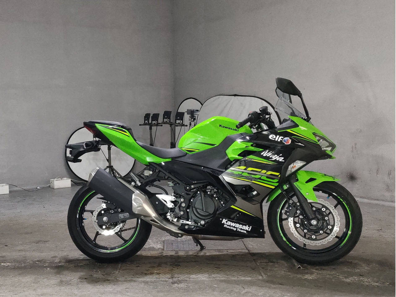Kawasaki NINJA400