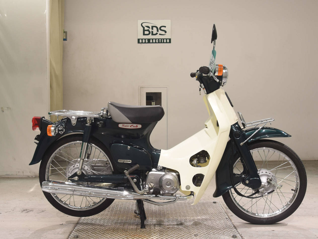 Honda C50