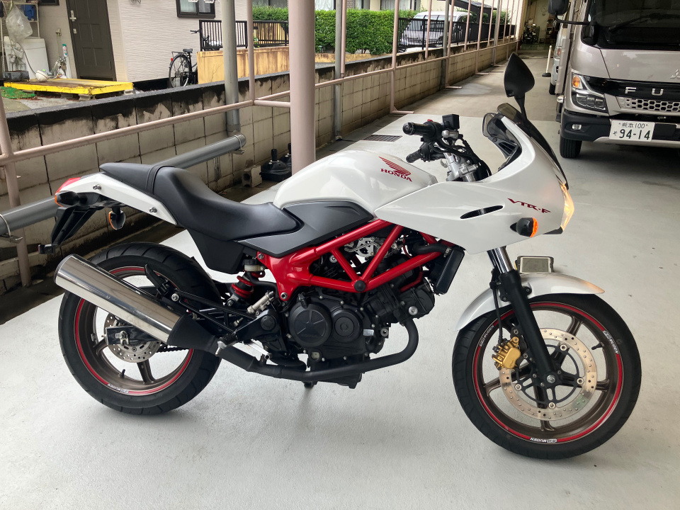 Honda VTR250F