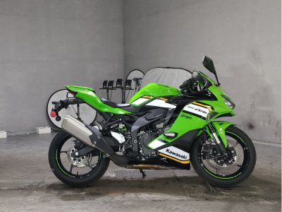 Kawasaki NINJA ZX-4RR