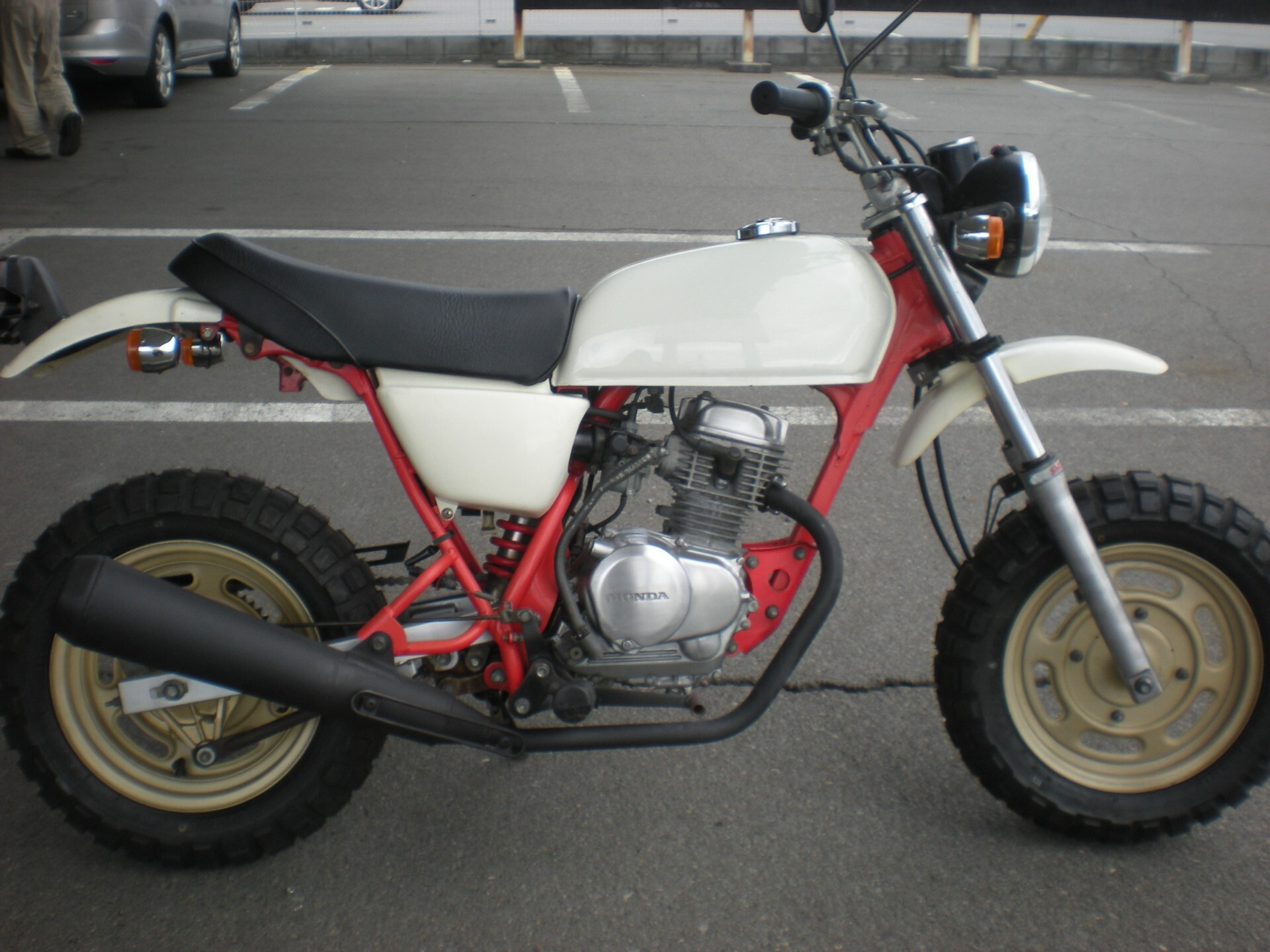 Honda APE50DX
