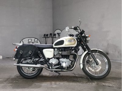 Triumph T100 BONNEVILLE