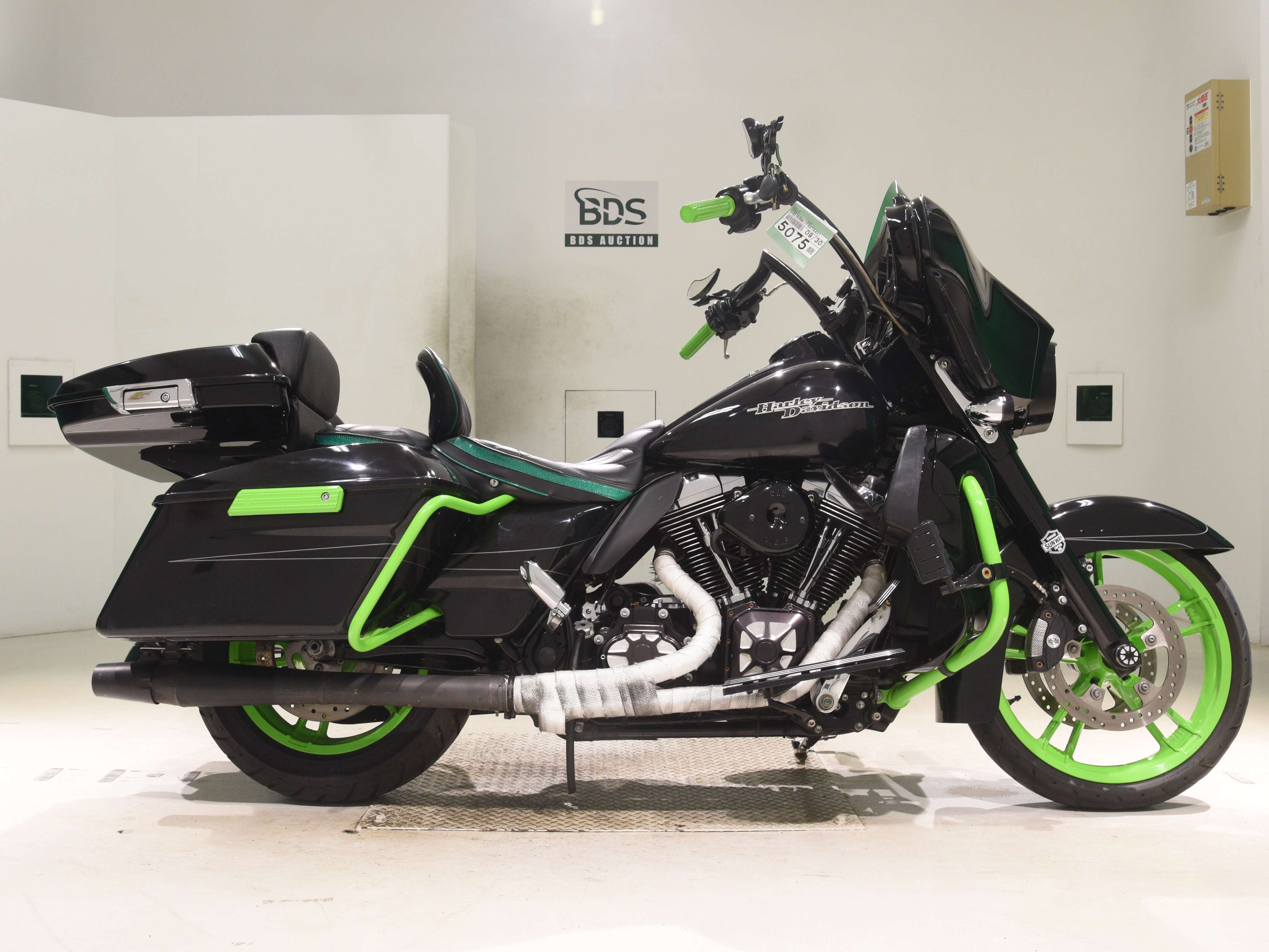 HD SREET GLIDE FLHXS1690