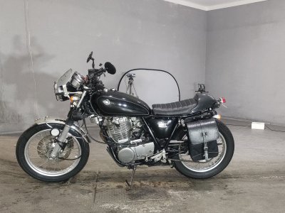 Yamaha SR400 — фото 2