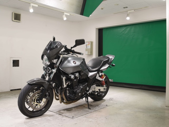 Honda CB1300SB ABS E-PACKGE — фото 4