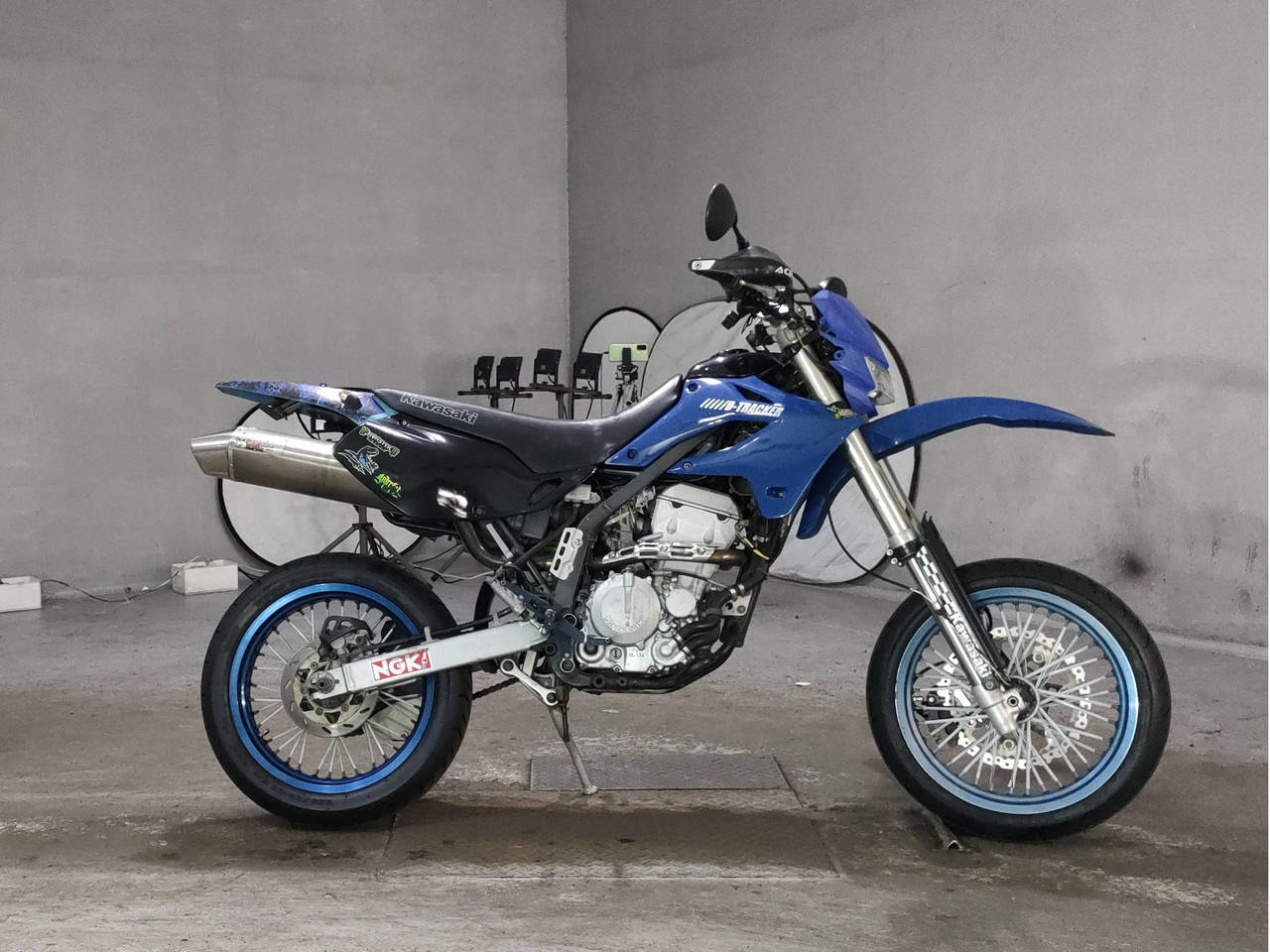 Kawasaki D-TRACKER250, zdjęcie 1