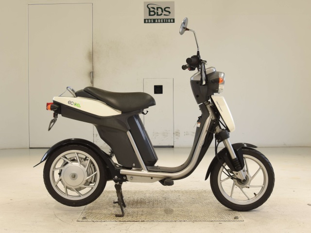 Yamaha EC-03