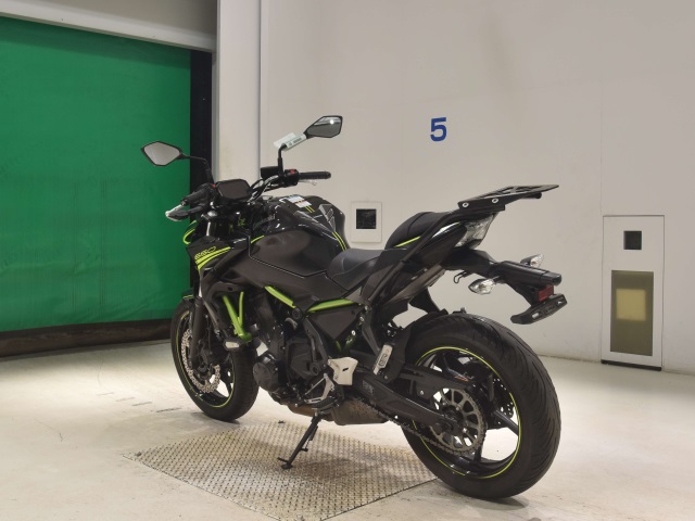 Kawasaki Z650A — фото 6