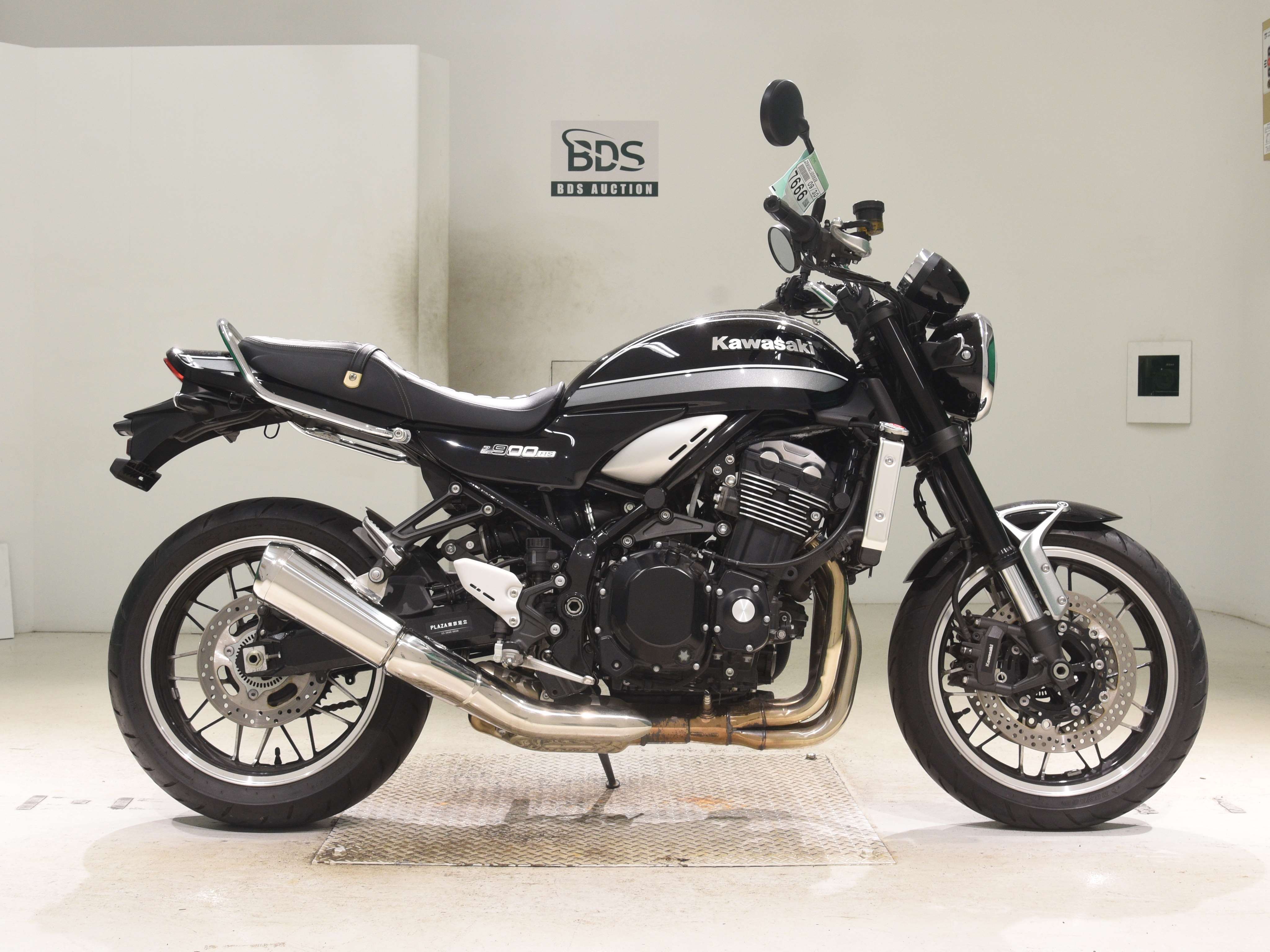 Kawasaki Z900RS