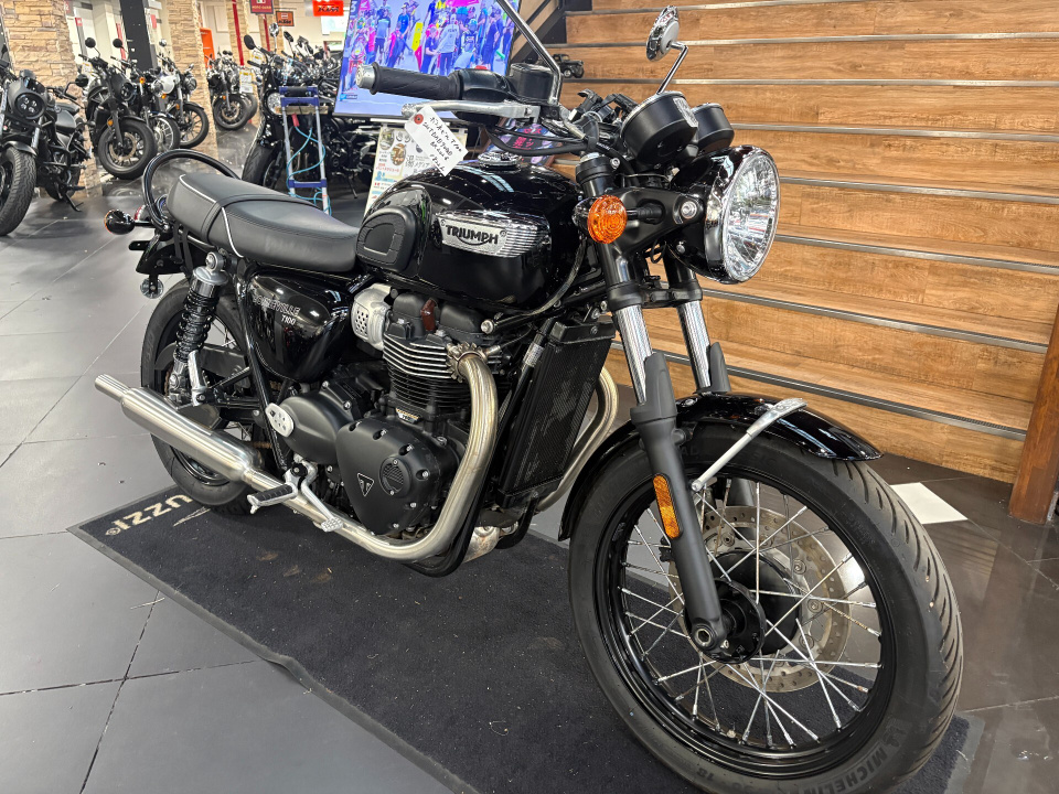 Triumph BONNEVILLE T100 — фото 2