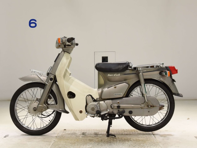 Honda C50-E — фото 2