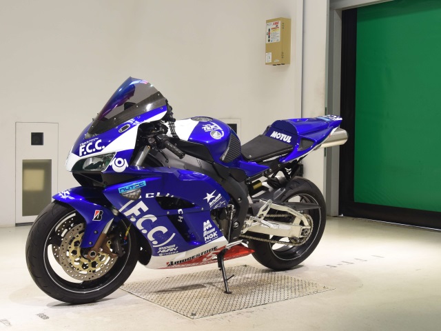 Honda CBR1000RR — фото 4