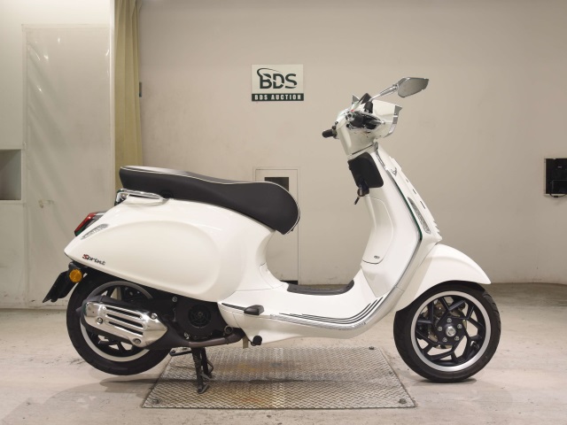 Vespa PRIMAVERA150
