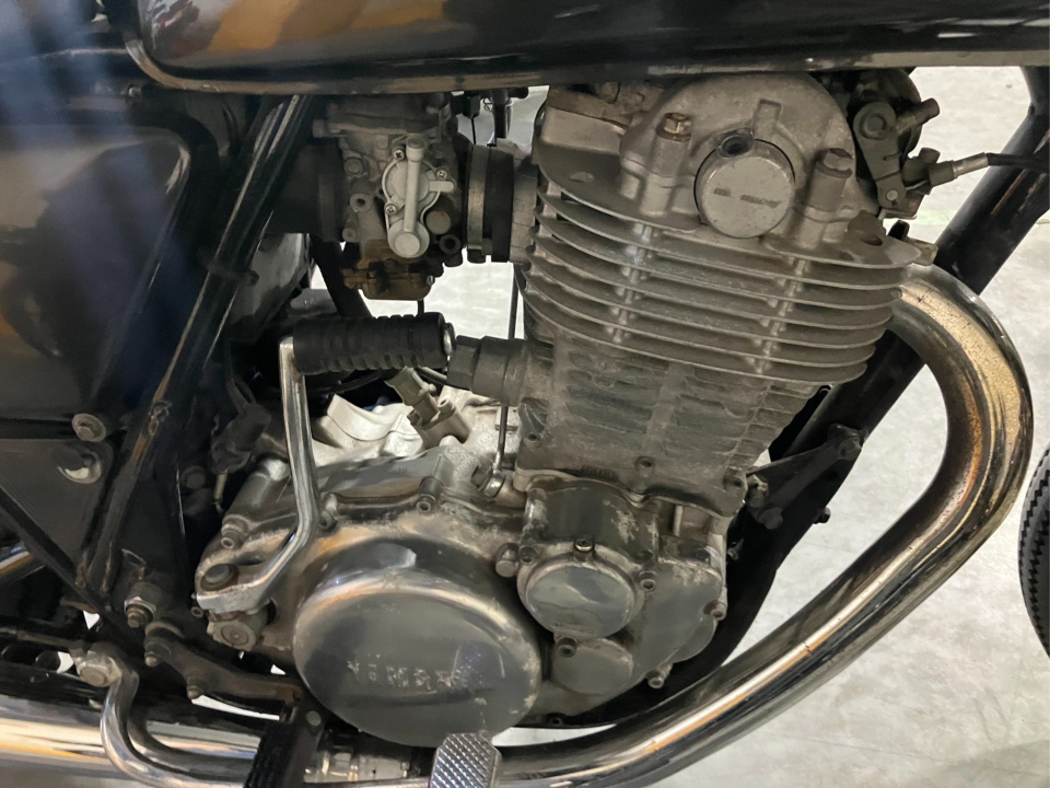 Yamaha SR400 — фото 4