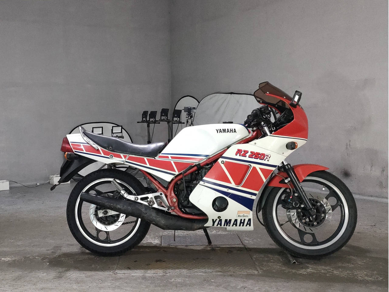 Yamaha RZ250RR