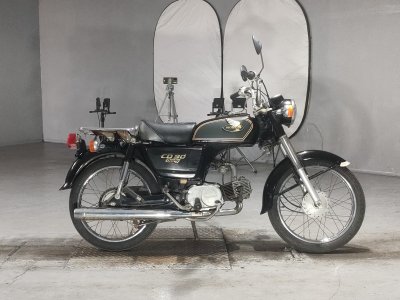 Honda BENNIE CD90