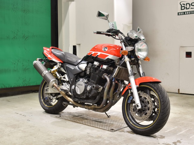 Yamaha XJR1300 — фото 3