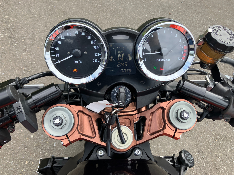 Kawasaki Z900RS — фото 3