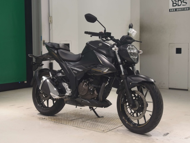 Suzuki GIXXER250 — фото 3