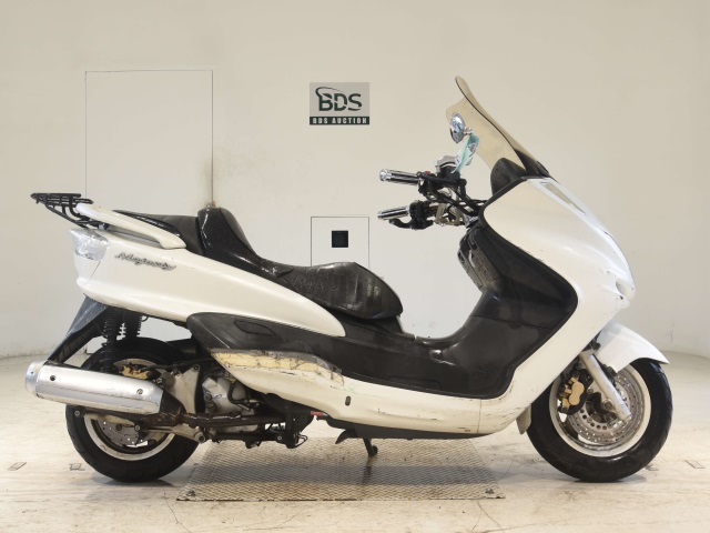 Yamaha MAJESTY250
